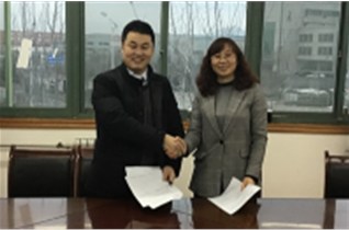 2019年01月09號 中圳德興和聰懇強強聯(lián)合（RUSTX浙江經(jīng)銷(xiāo)商簽訂）